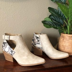 NWOT Seven Dials women’s size 10 tan bootie